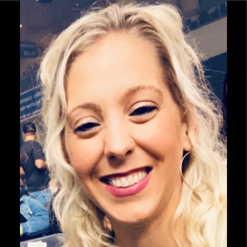 Meet your Posher, Christie